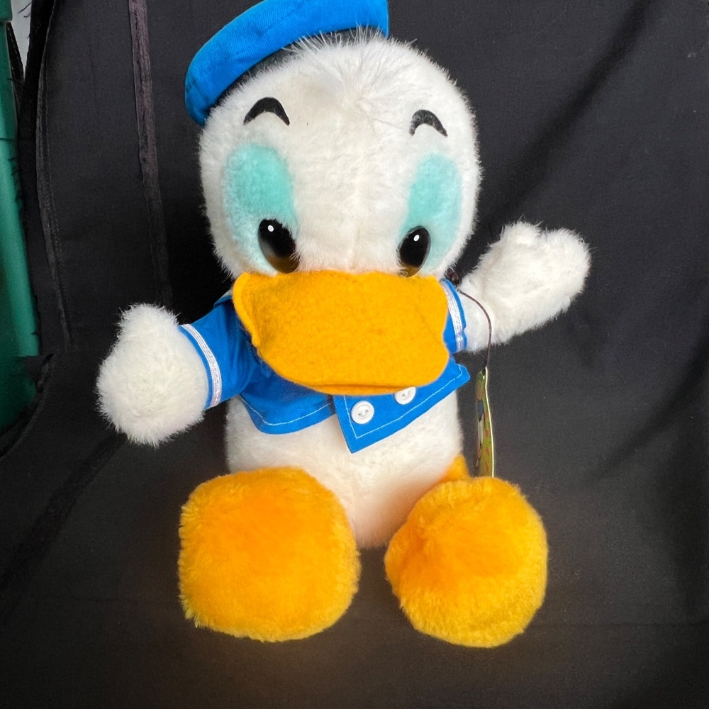Donald Duck Plush Walt Disney Sun And Star JAPAN New 10 1/2" Long NWT